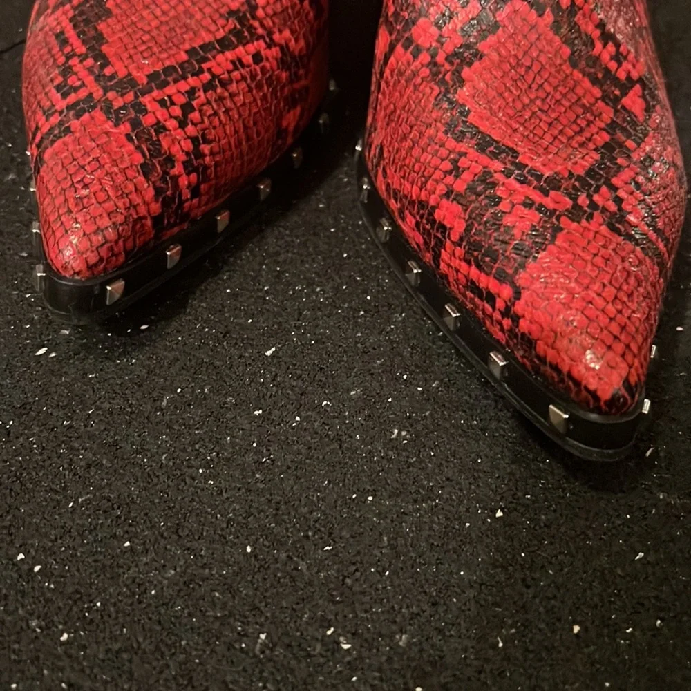 Charles by Charles David Dodger snake print booties 11 - Picture 6 of 8